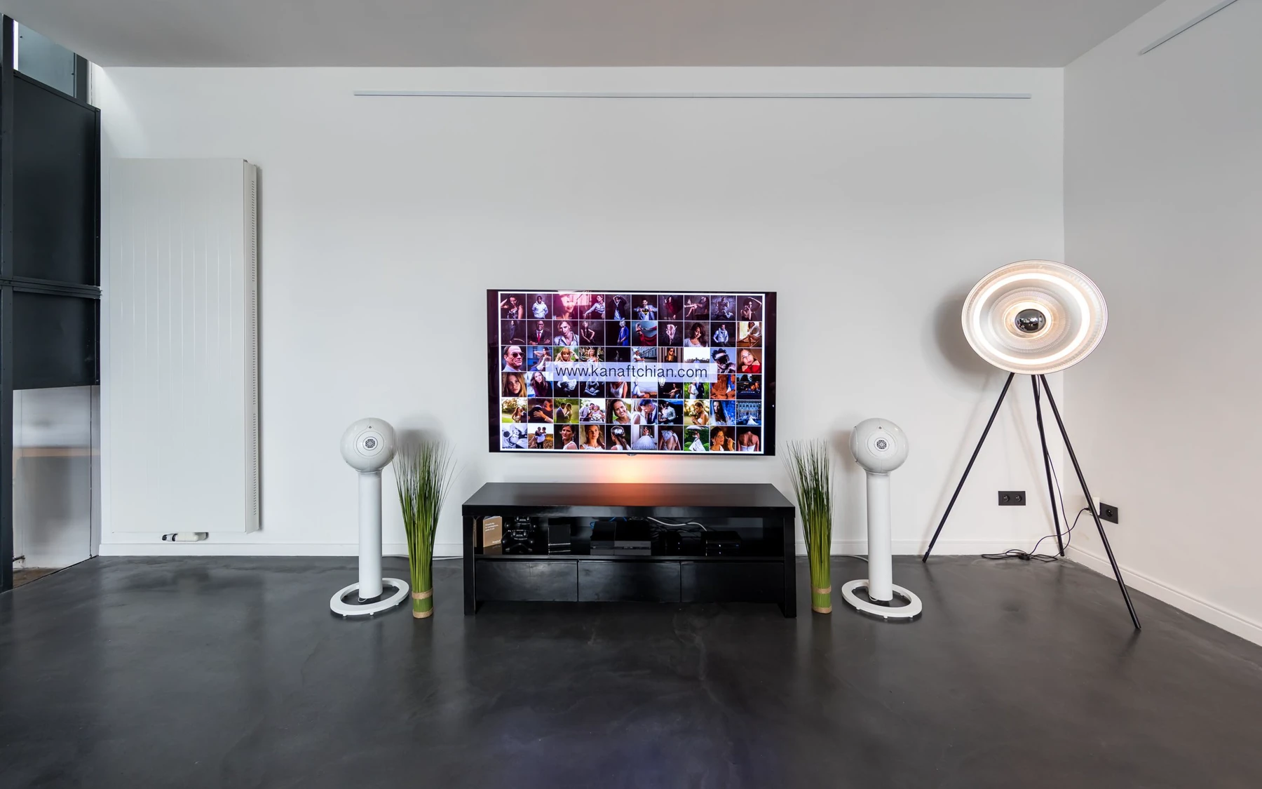 Décor de studio photo à Bruxelles · ambiance feutrée pour séance