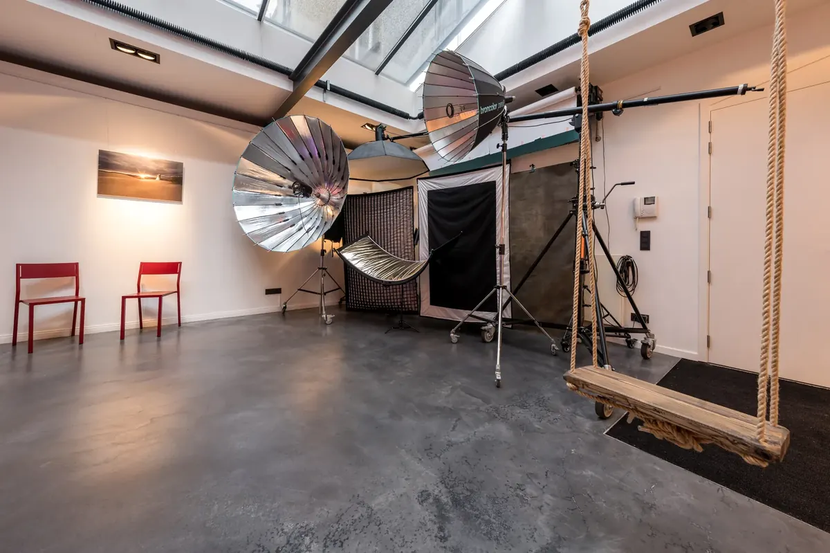 Détail design intérieur d'un espace shooting premium
