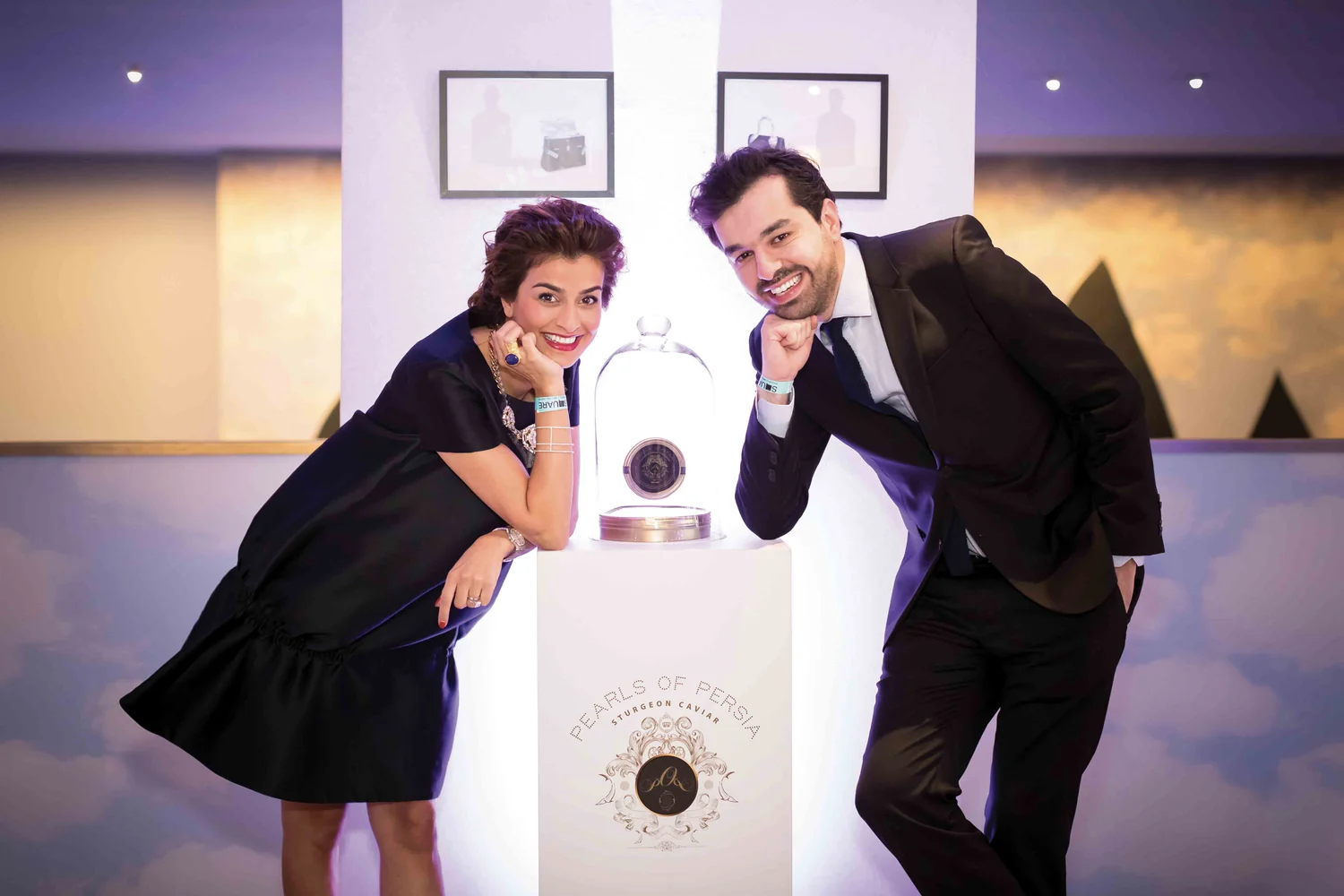 Mojdeh Bashari-Wittamer et Arash Bashari chez Pearls of Persia, photographiés par Hani Kanaftchian
